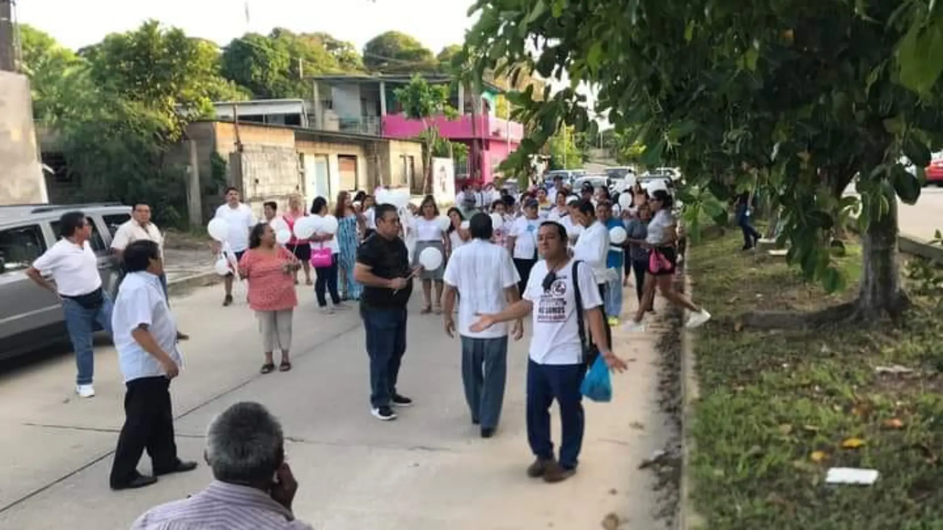 festejan cancelacion de relleno saniatrio